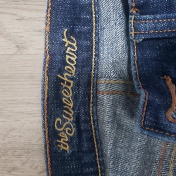 Jeans - Picture 3 of 3